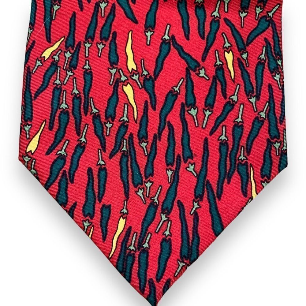 Vintage Museum‎ Of Fine Arts Boston Tie Red Silk Green Yellow Chili Pepper Print